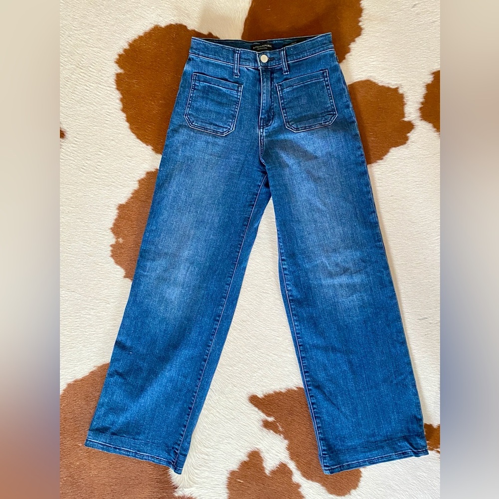 Banana Republic Patch Pocket Classic Blue Jeans Women's - Size 25